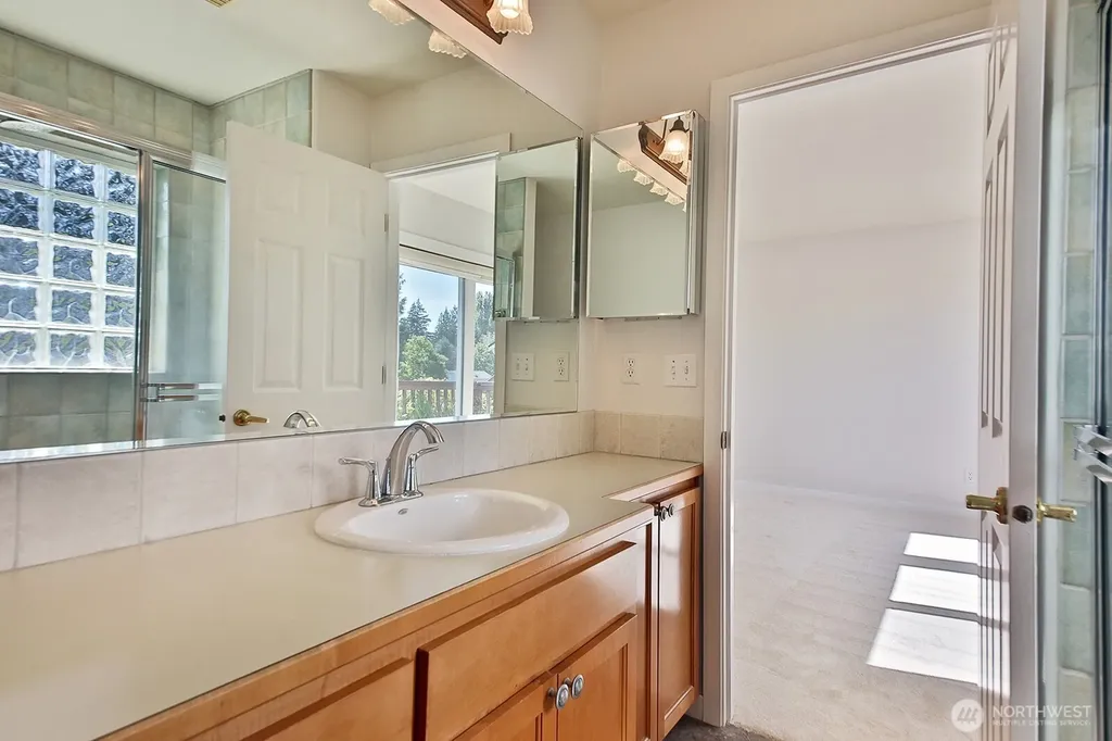 2441 Hillis Drive Langley WA 98260