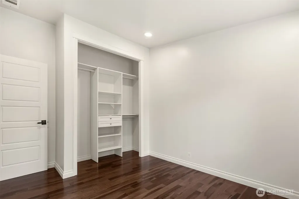 31600 126th Avenue SE Auburn WA 98092