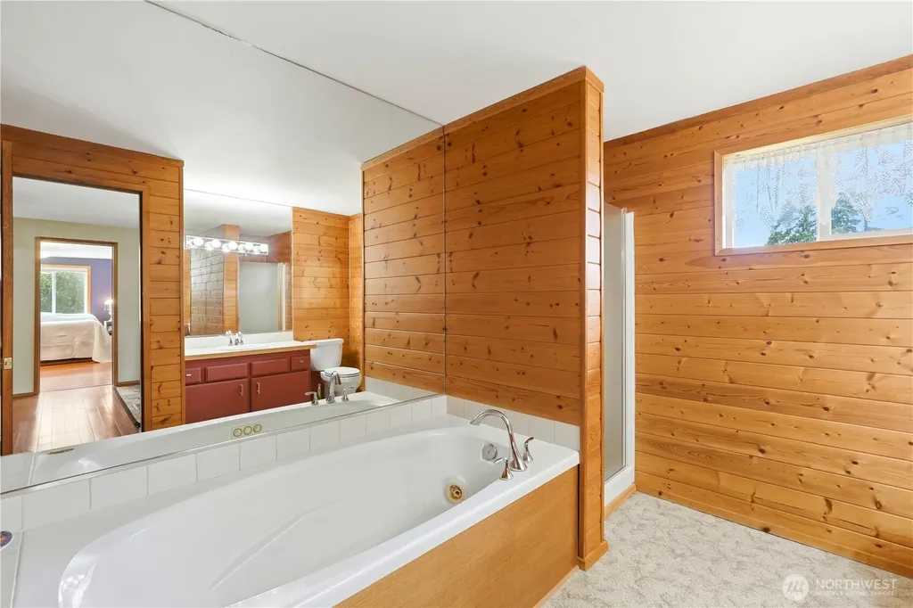 840 Wolverine Place Camano Island WA 98282