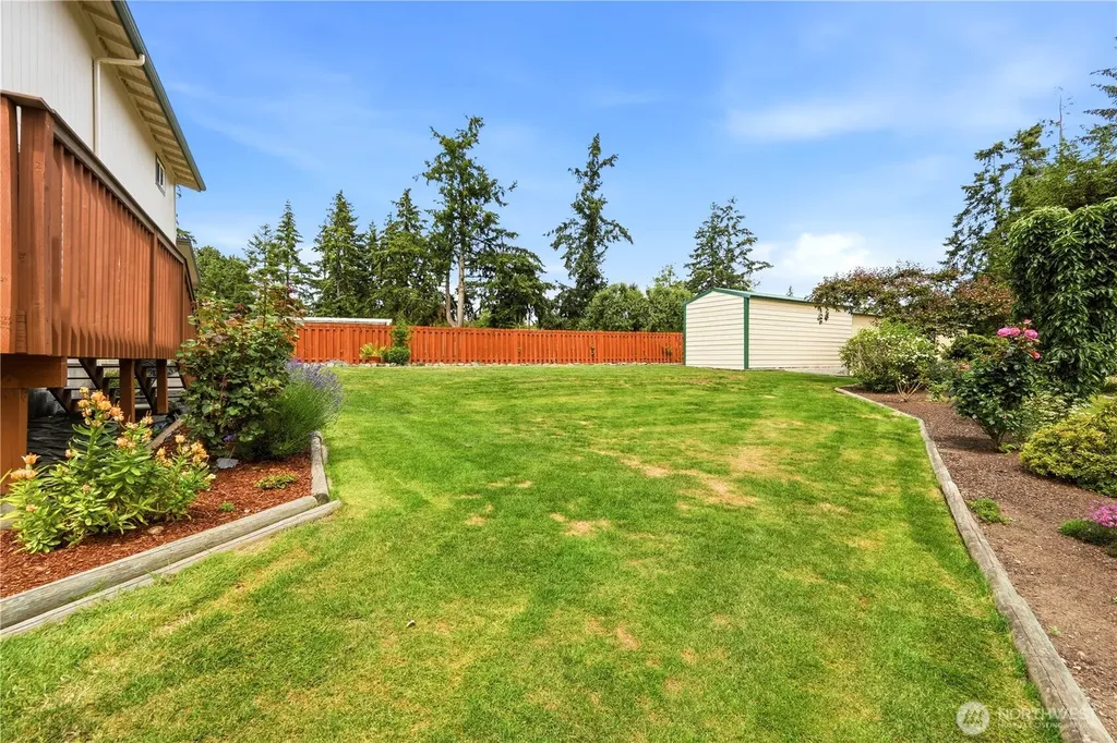 840 Wolverine Place Camano Island WA 98282