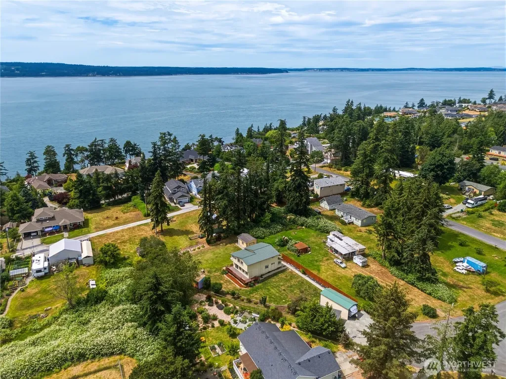 840 Wolverine Place Camano Island WA 98282