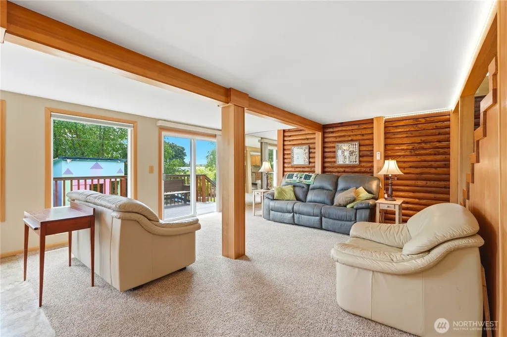 840 Wolverine Place Camano Island WA 98282