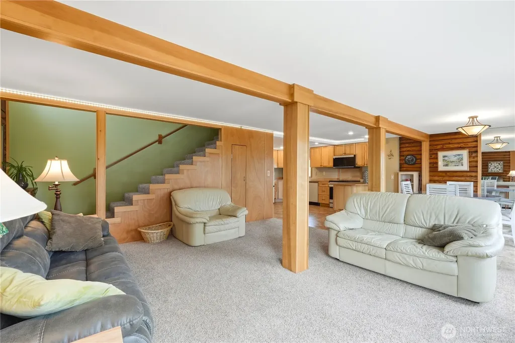 840 Wolverine Place Camano Island WA 98282