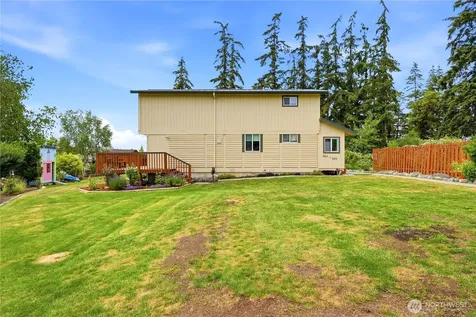 840 Wolverine Place Camano Island WA 98282