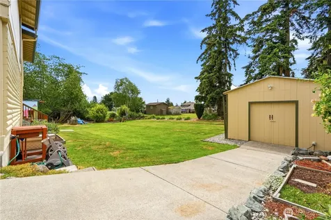 840 Wolverine Place Camano Island WA 98282