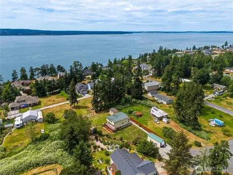840 Wolverine Place Camano Island WA 98282