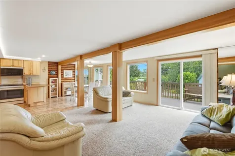 840 Wolverine Place Camano Island WA 98282