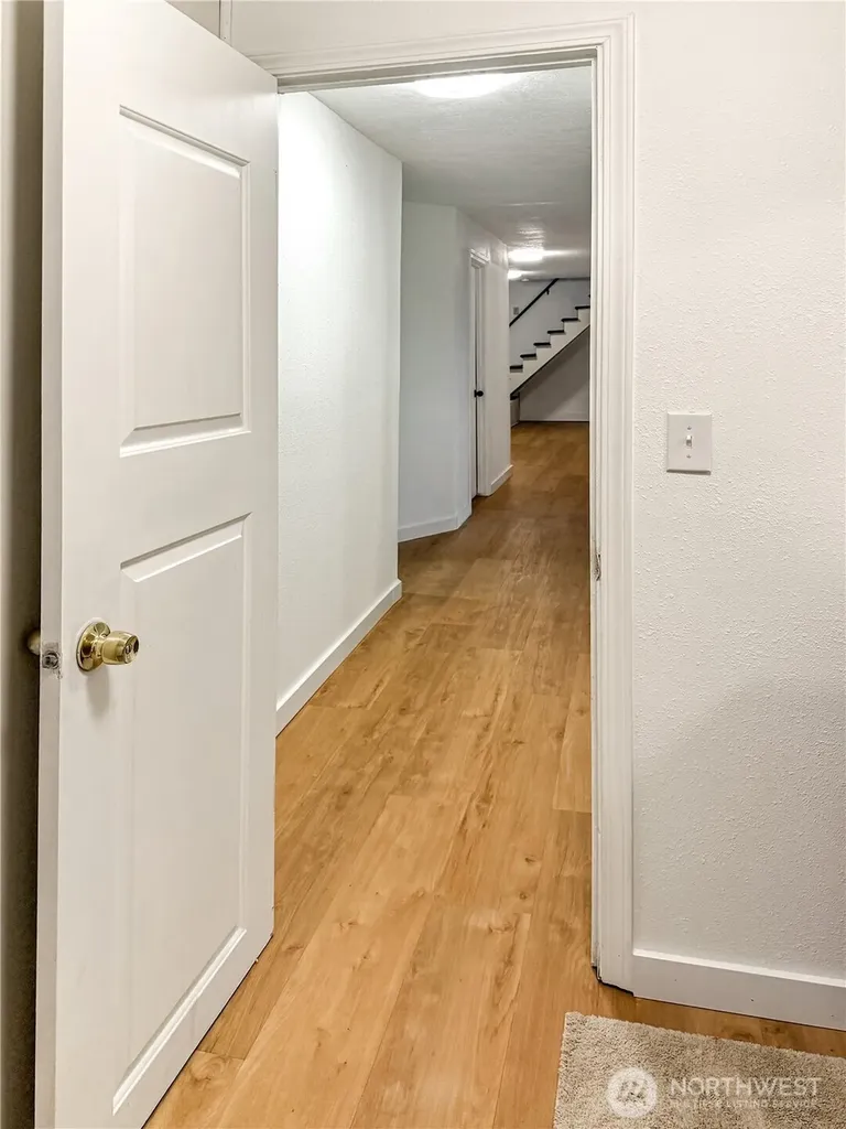 4212 Westside Highway Castle Rock WA 98611