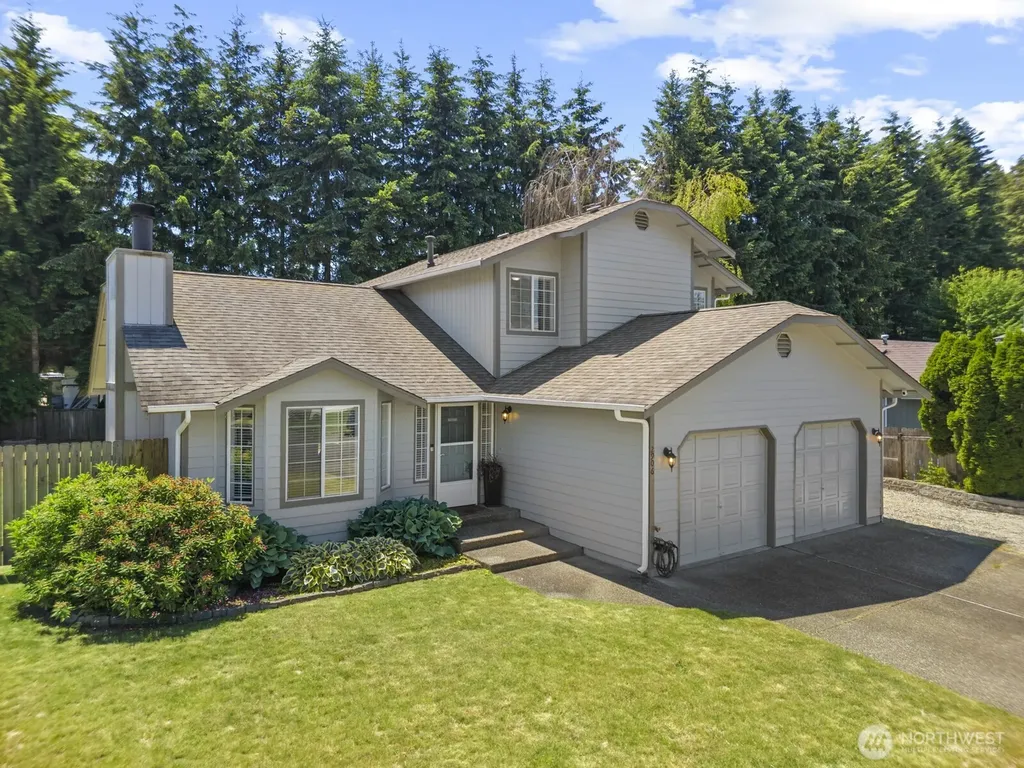 2906 32nd Avenue Ct SE Puyallup WA 98374
