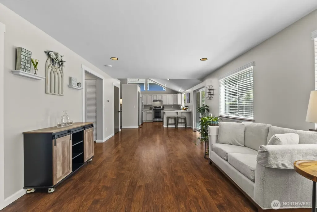 2906 32nd Avenue Ct SE Puyallup WA 98374