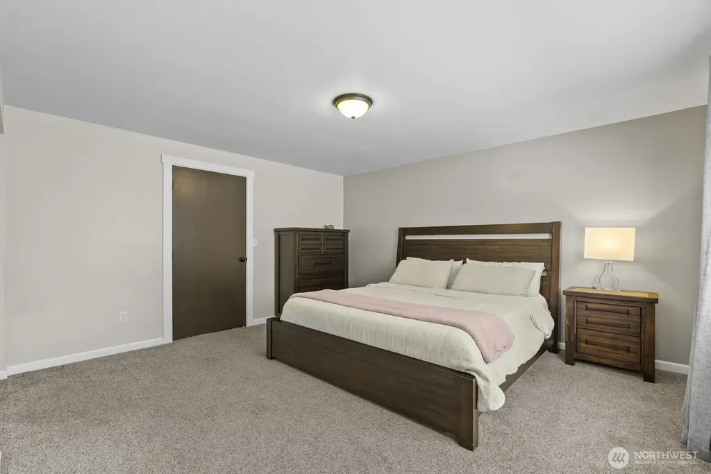 2906 32nd Avenue Ct SE Puyallup WA 98374