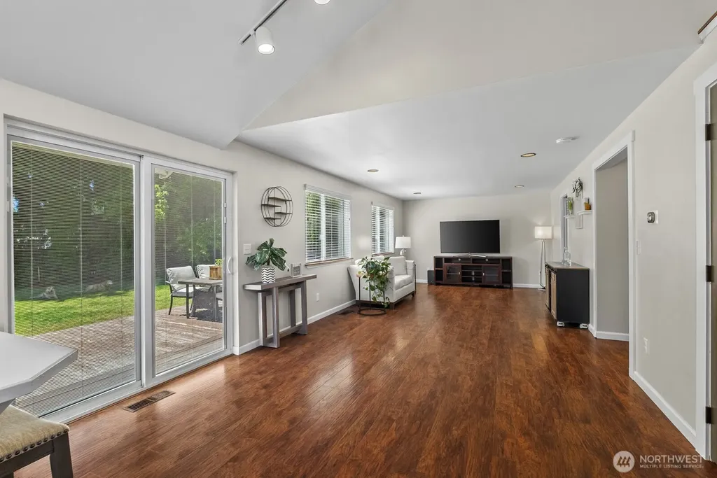 2906 32nd Avenue Ct SE Puyallup WA 98374
