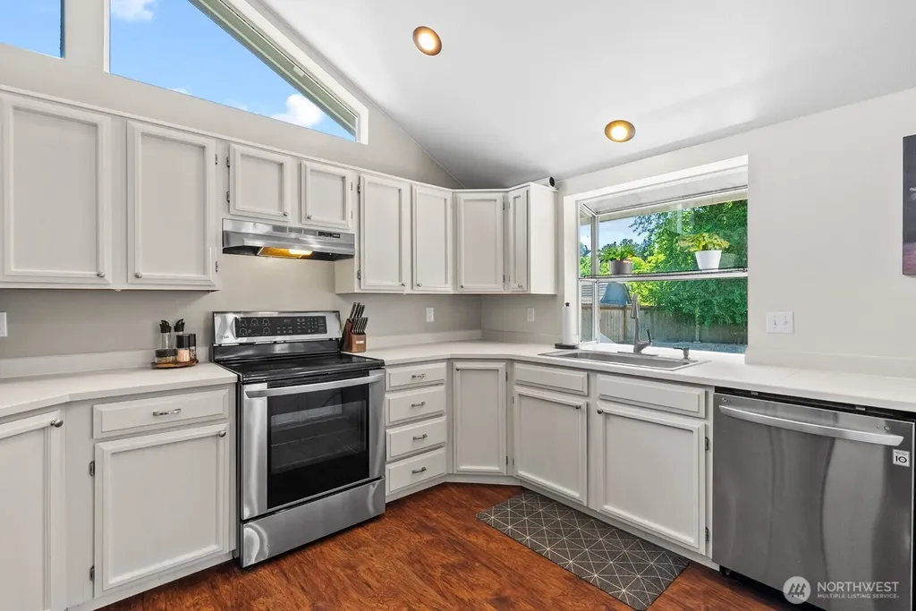2906 32nd Avenue Ct SE Puyallup WA 98374