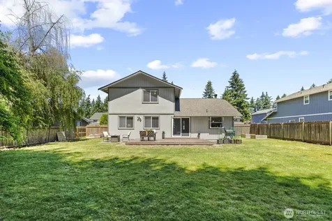 2906 32nd Avenue Ct SE Puyallup WA 98374