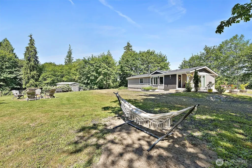 61 Hot Dog Lane Elma WA 98541
