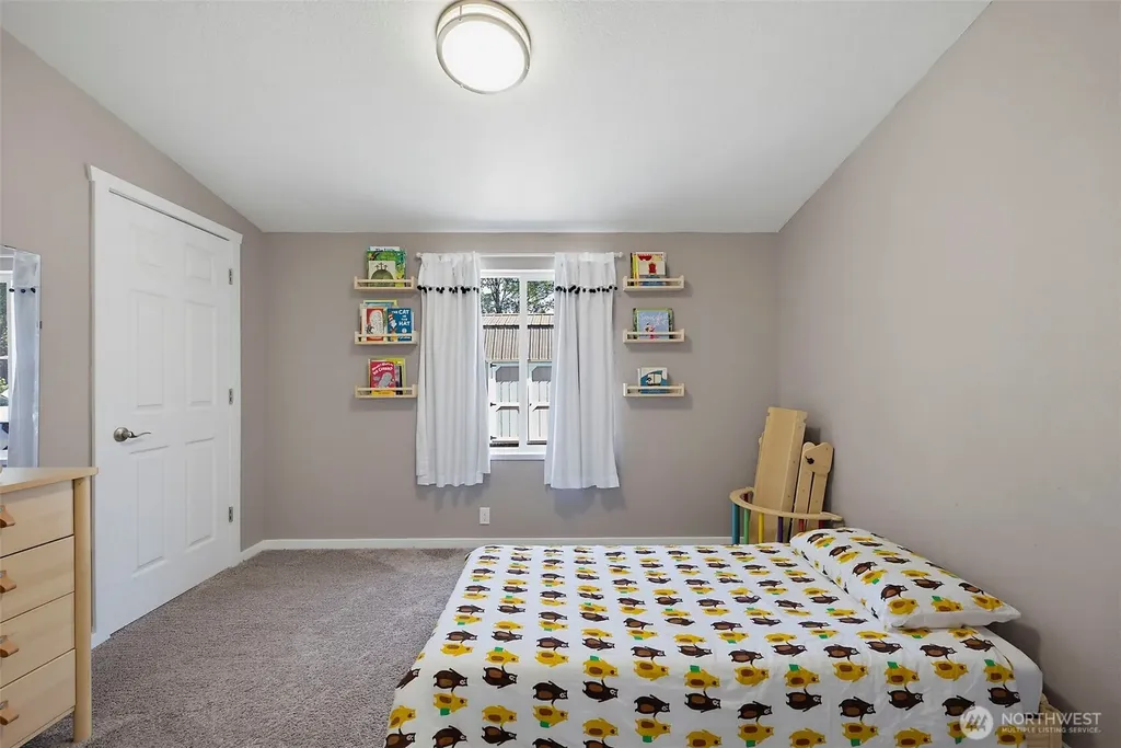 61 Hot Dog Lane Elma WA 98541