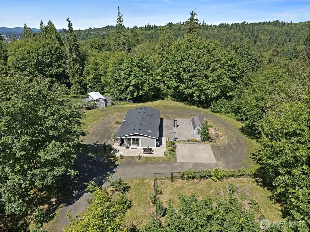 61 Hot Dog Lane Elma WA 98541