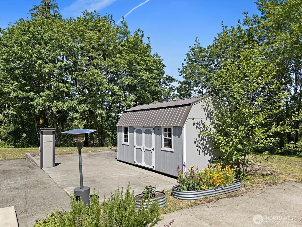 61 Hot Dog Lane Elma WA 98541