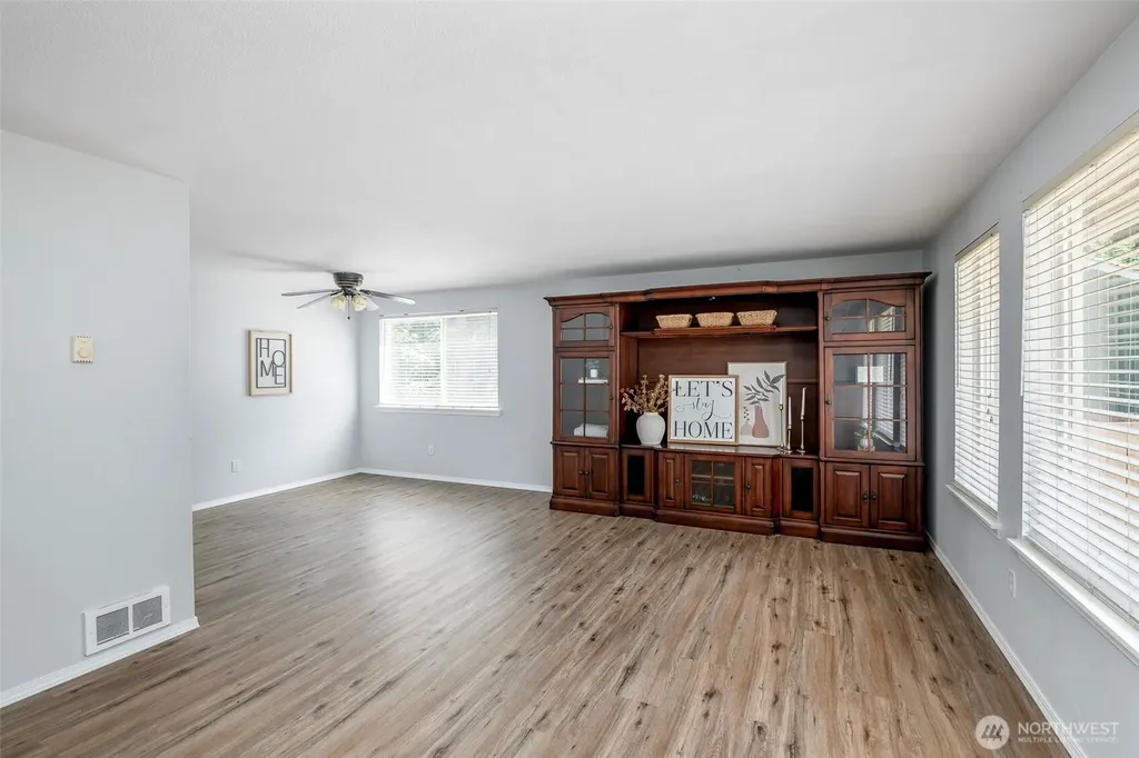 18312 Parkcrest Court SE Yelm WA 98597