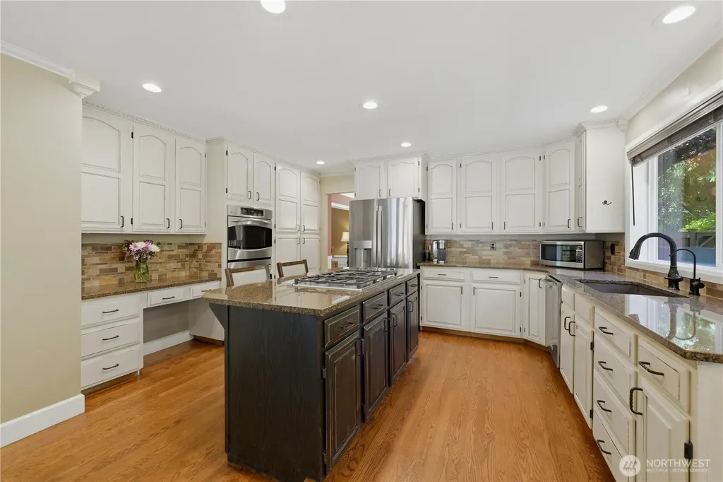 3420 9th Avenue Ct NW Gig Harbor WA 98335