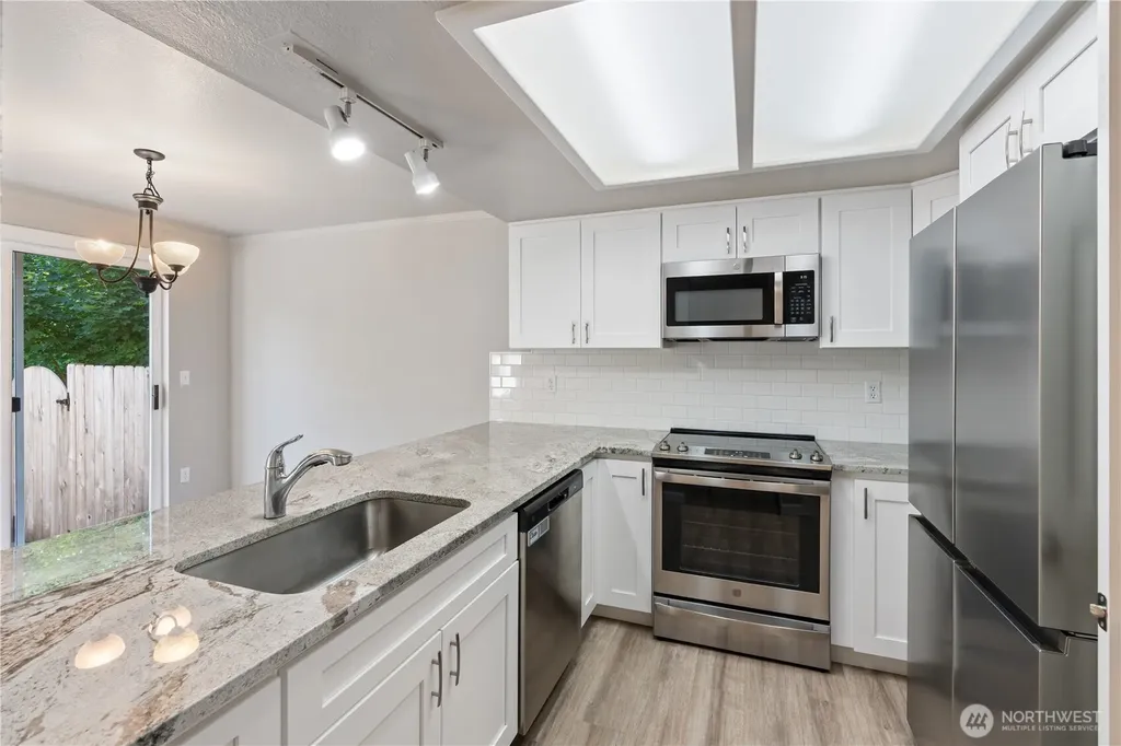 6101 SE Laguna Lane Lacey WA 98503