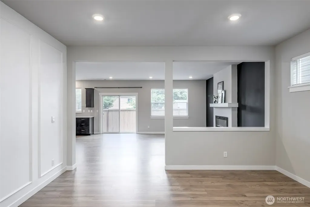 18611 111th Avenue E Puyallup WA 98374