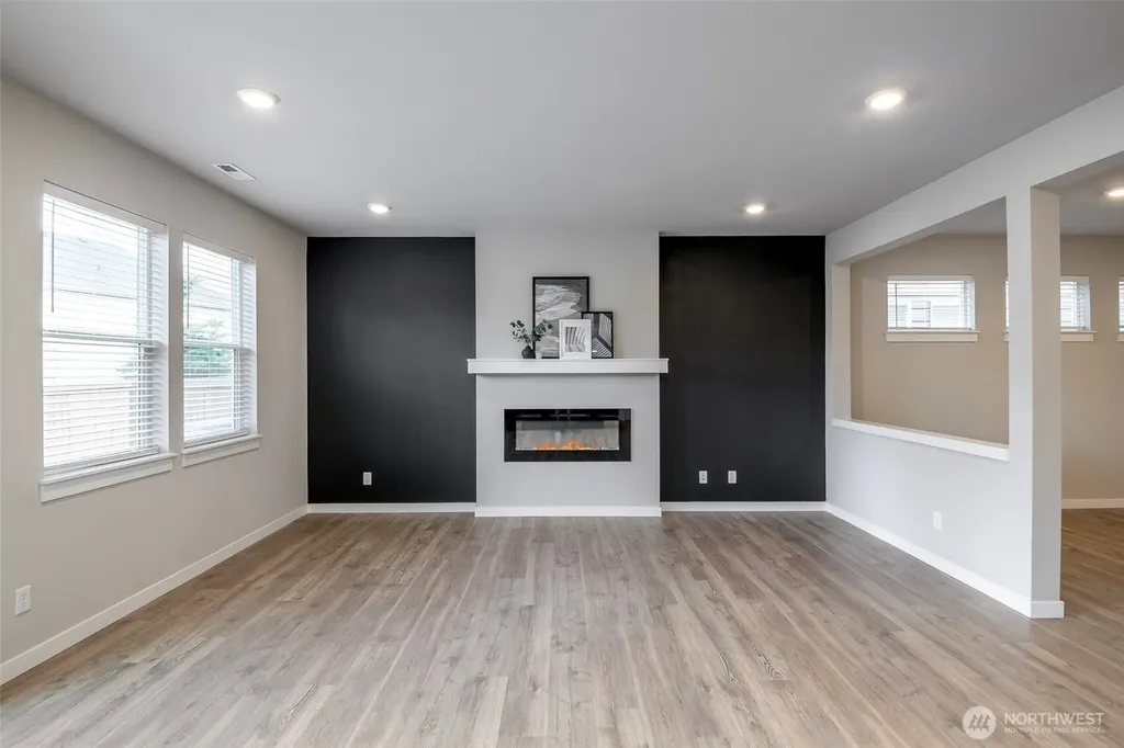 18611 111th Avenue E Puyallup WA 98374
