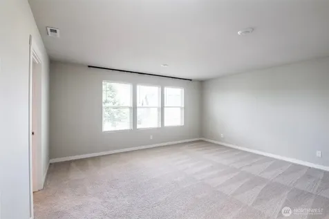 18611 111th Avenue E Puyallup WA 98374