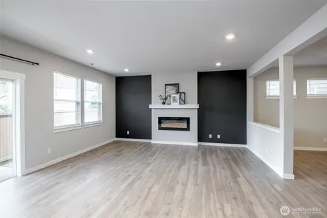 18611 111th Avenue E Puyallup WA 98374