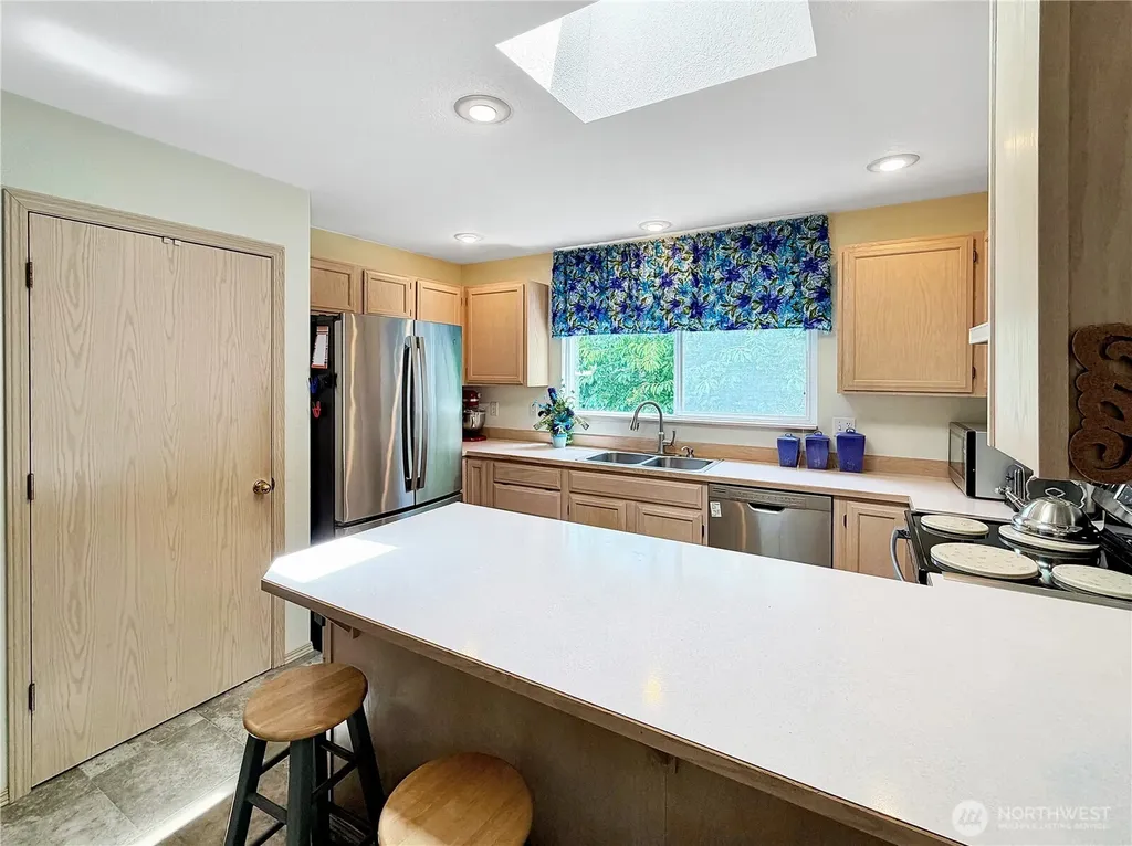 1620 Springfield Court NE Olympia WA 98506