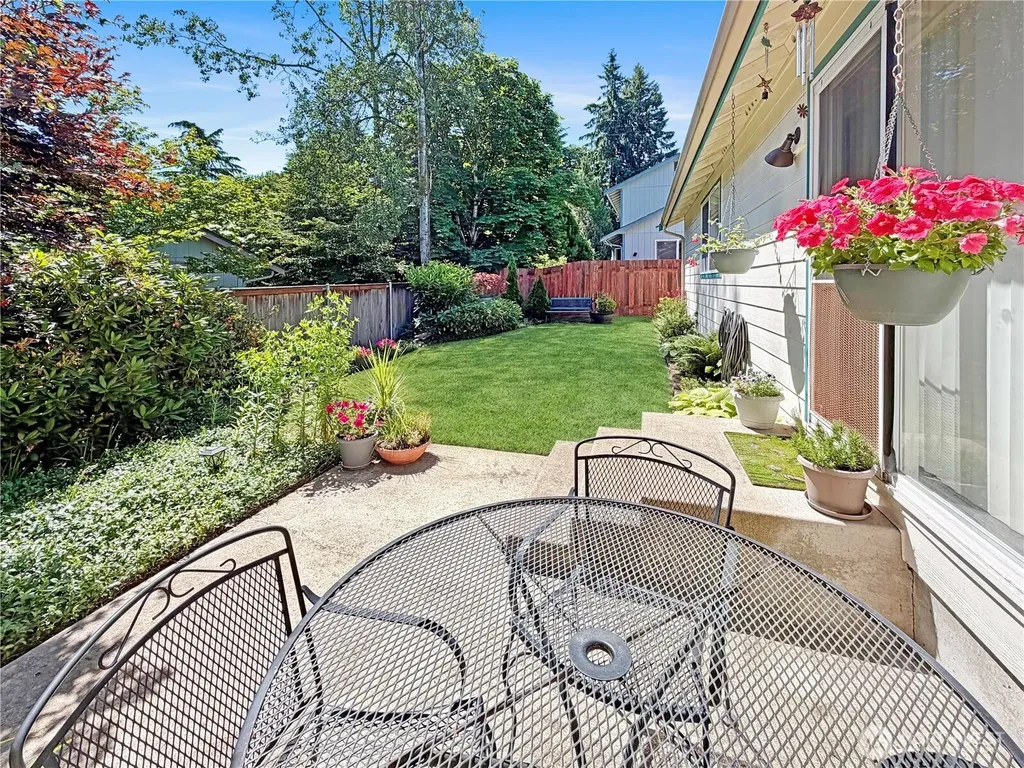1620 Springfield Court NE Olympia WA 98506