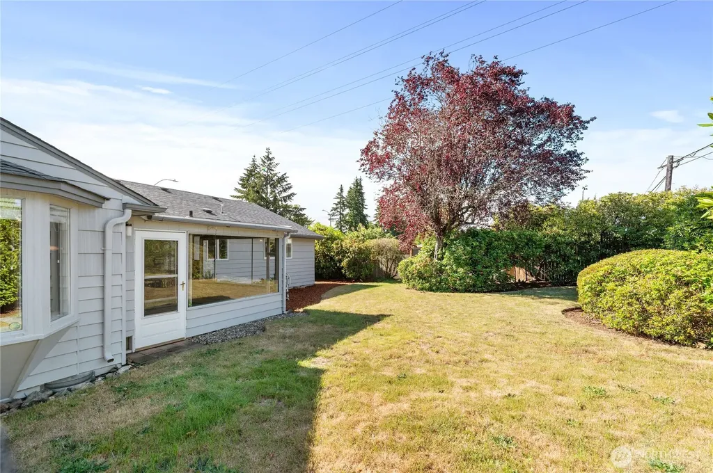 1845 N Highland Street Tacoma WA 98406