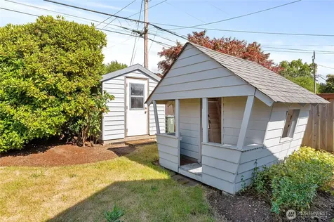 1845 N Highland Street Tacoma WA 98406