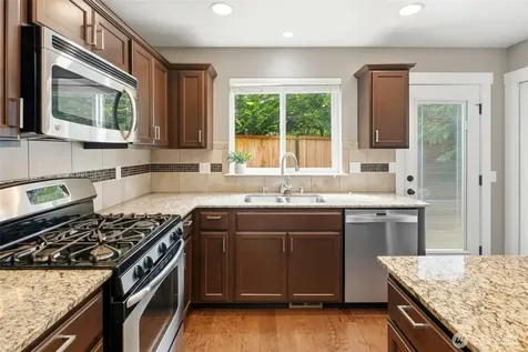 21410 40th Court W Mountlake Terrace WA 98043