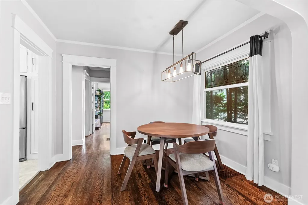 731 N 80th Street Seattle WA 98103