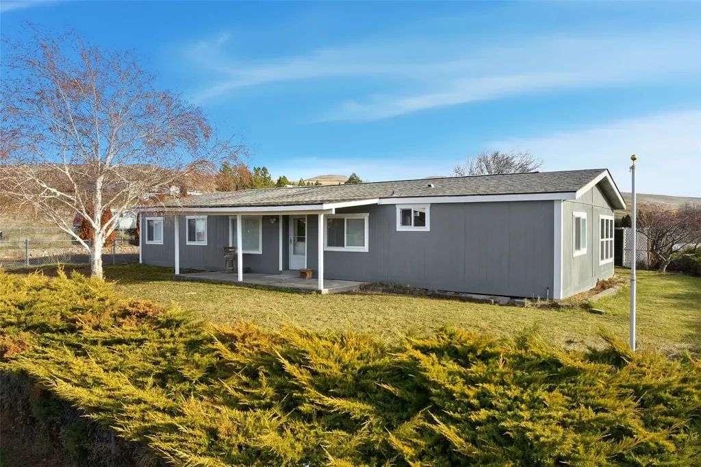 401 Clemans View Road Selah WA 98942
