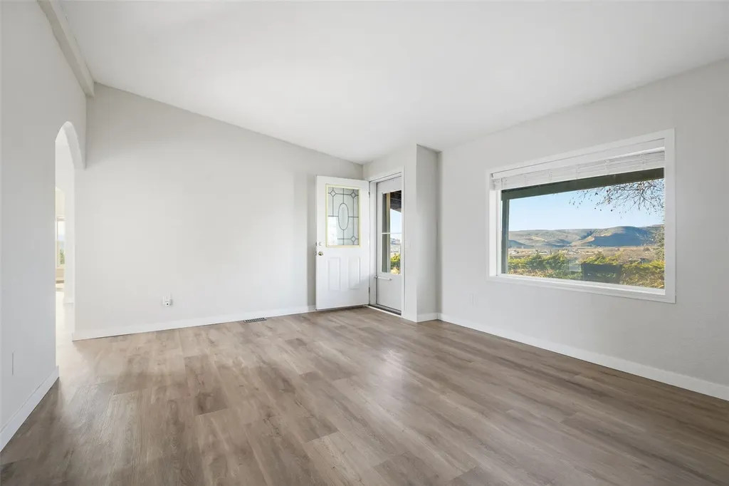 401 Clemans View Road Selah WA 98942