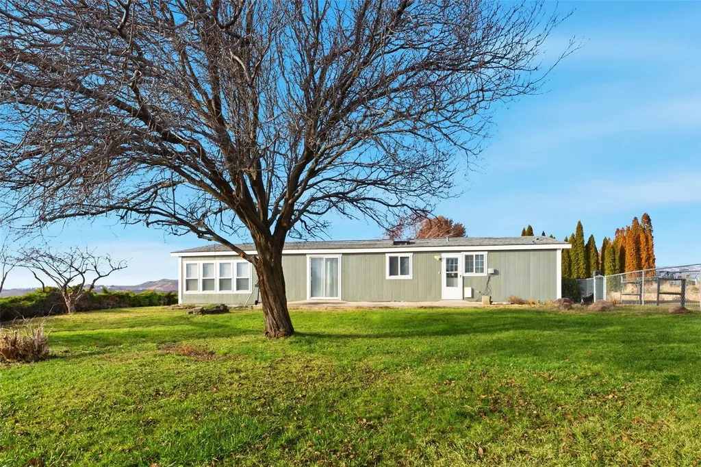 401 Clemans View Road Selah WA 98942