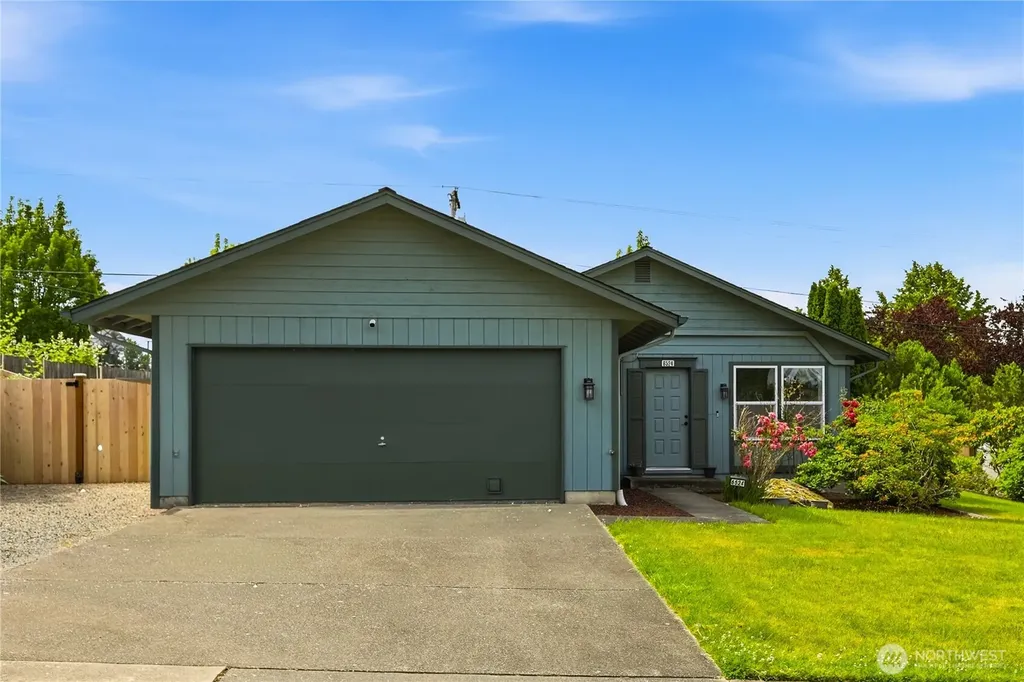 6524 64th Place NE Marysville WA 98270
