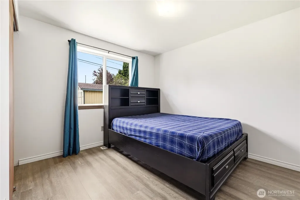6524 64th Place NE Marysville WA 98270