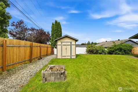 6524 64th Place NE Marysville WA 98270