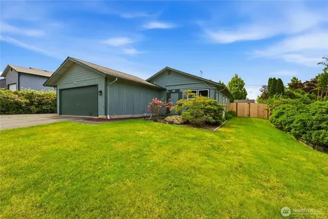 6524 64th Place NE Marysville WA 98270