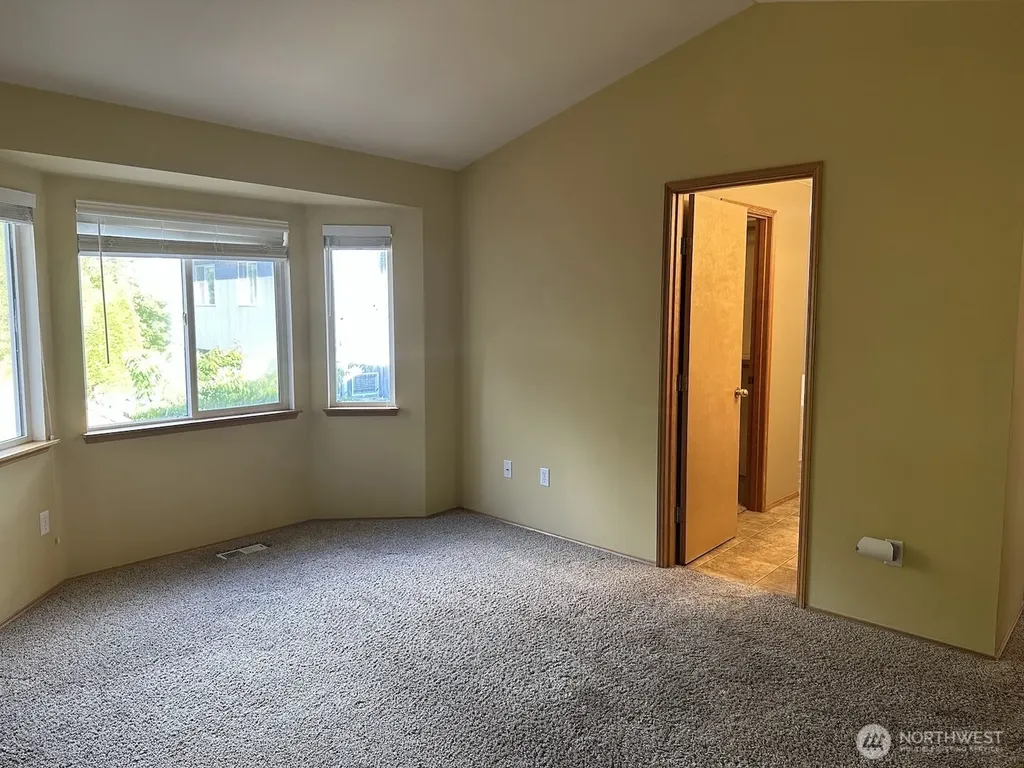 31590 115th Avenue SE Auburn WA 98092