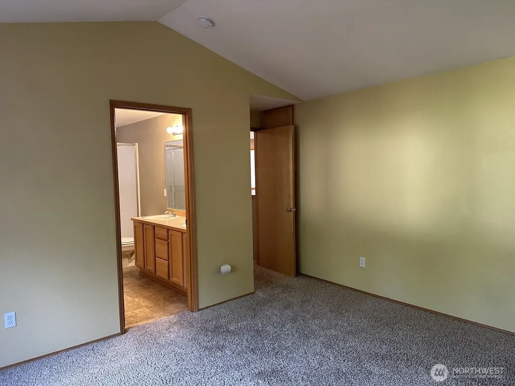 31590 115th Avenue SE Auburn WA 98092