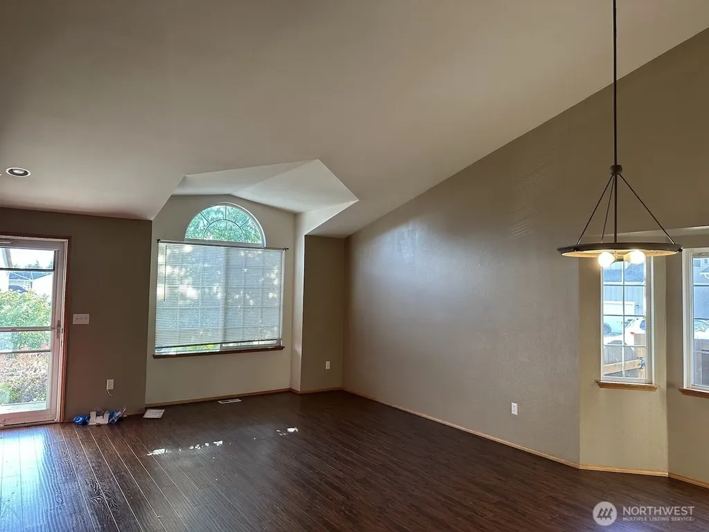 31590 115th Avenue SE Auburn WA 98092