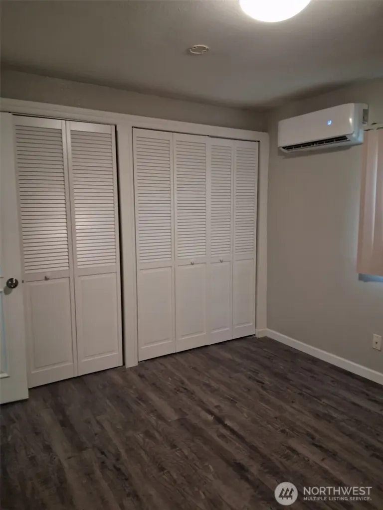 8242 S 128th Street Seattle WA 98178