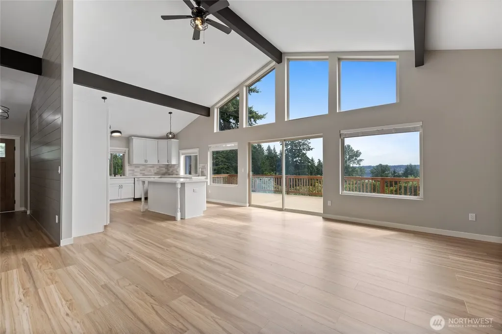 1268 Pilchuck Dr Fi Fox Island WA 98333