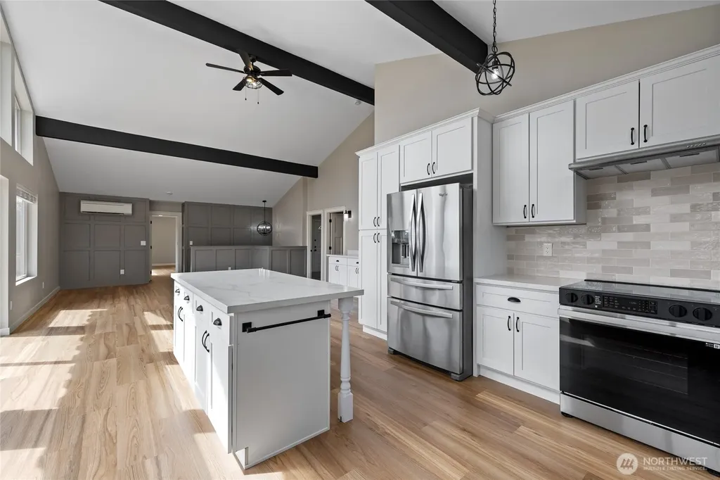 1268 Pilchuck Dr Fi Fox Island WA 98333