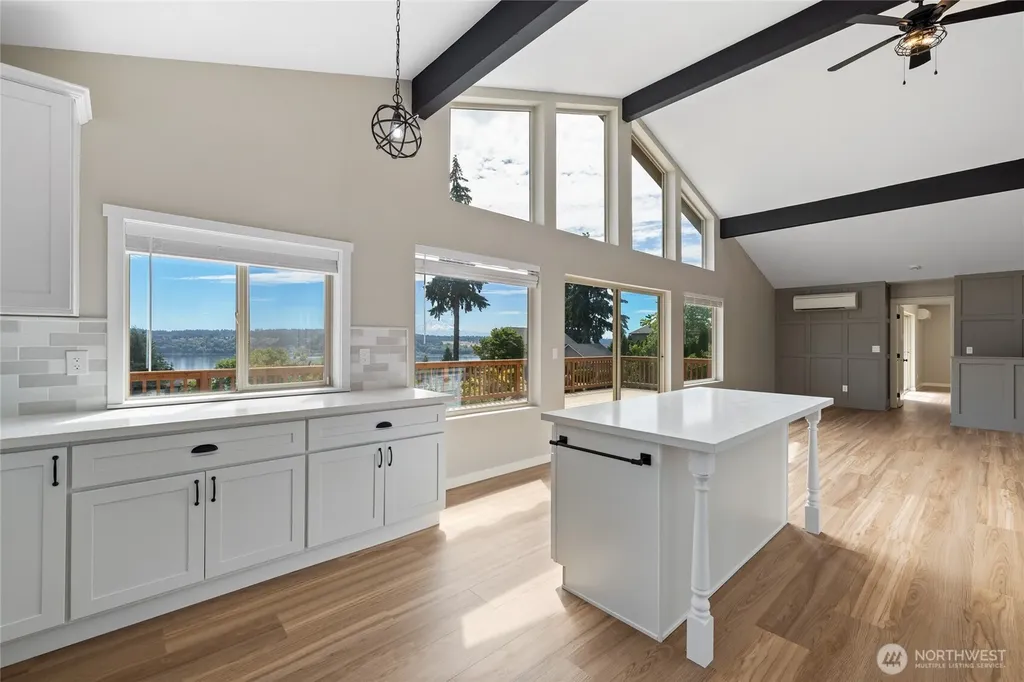 1268 Pilchuck Dr Fi Fox Island WA 98333