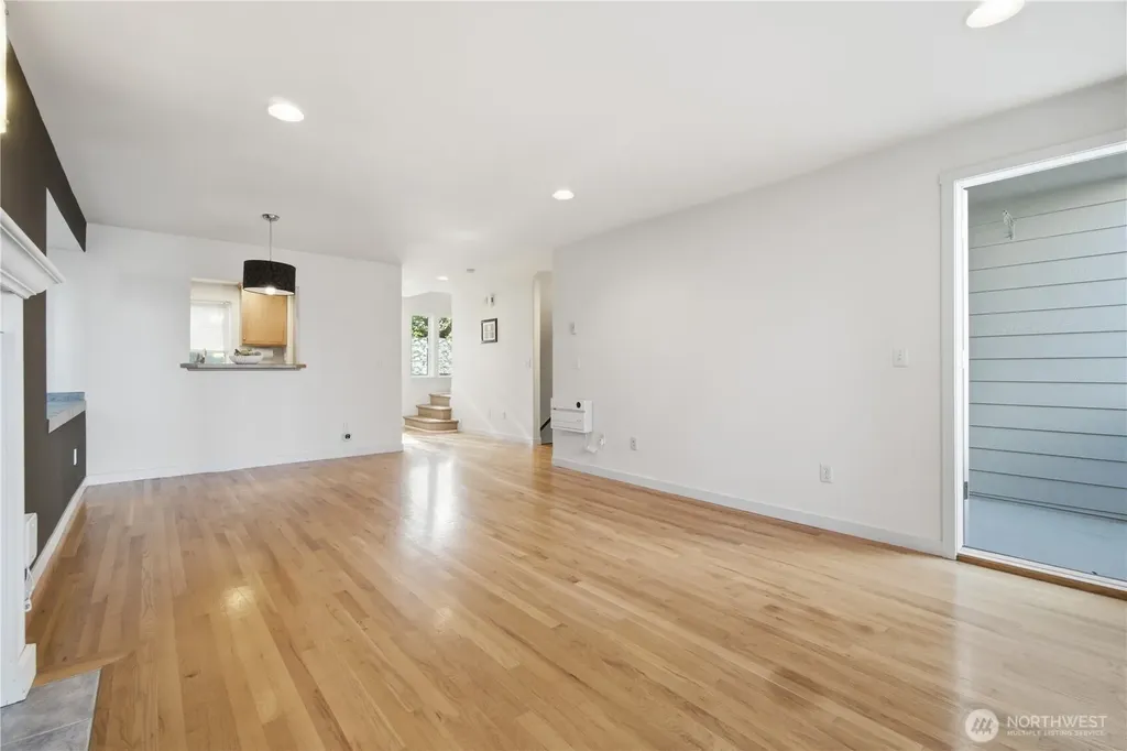 205 27th Avenue S Seattle WA 98144